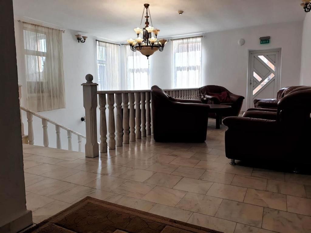 Hotel Marion Dumbraveni  Esterno foto